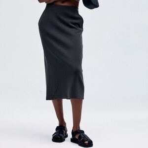Lululemon Softstreme High-Rise Midi Skirt